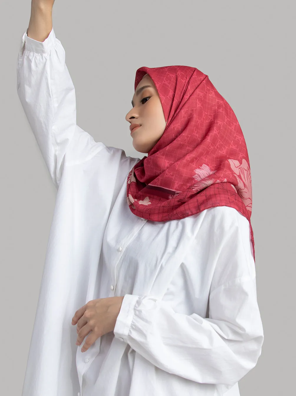 MINERVA SCARF TEABERRY