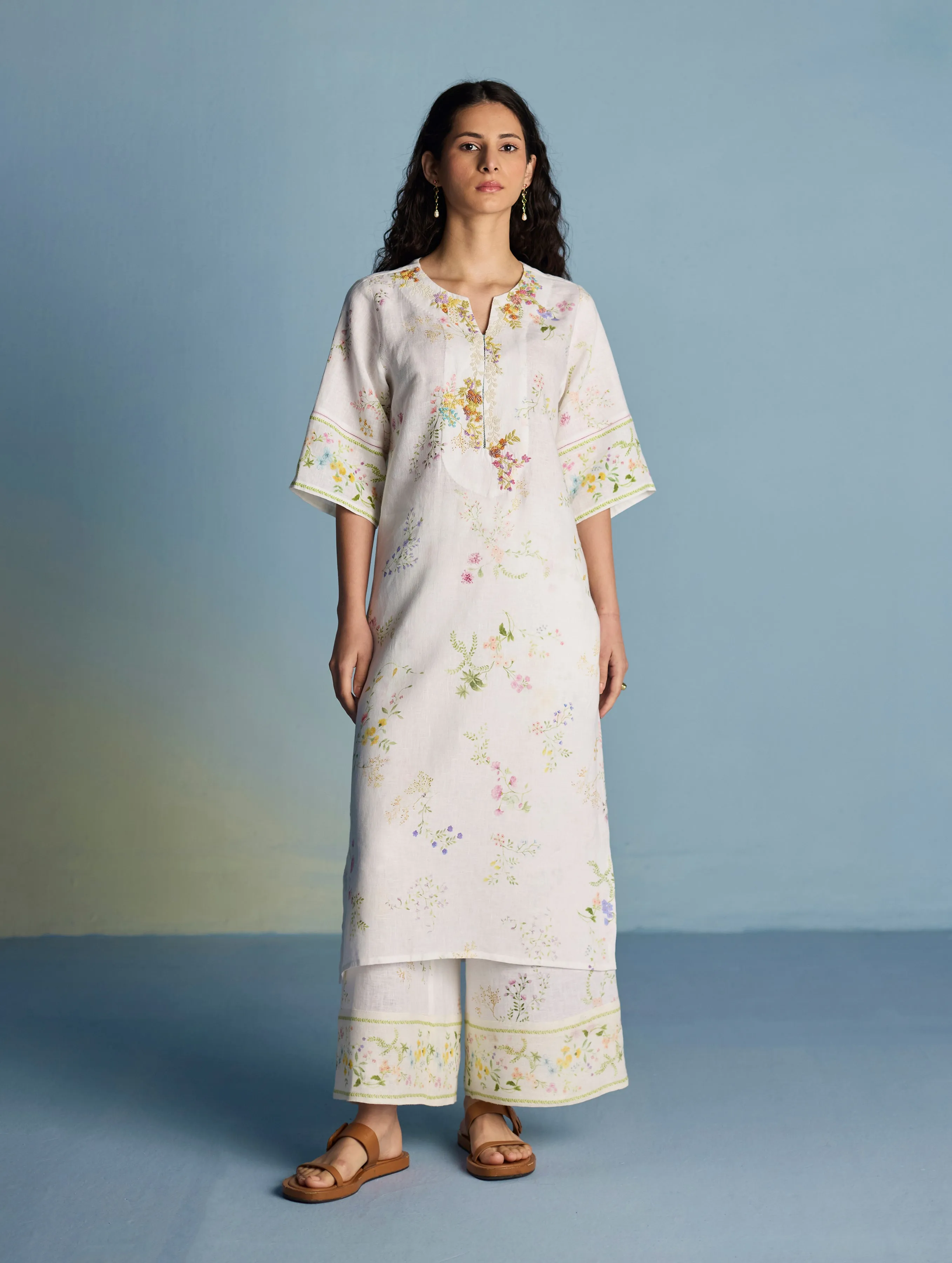Para Hand-Embroidered Linen Kurta Set  - White