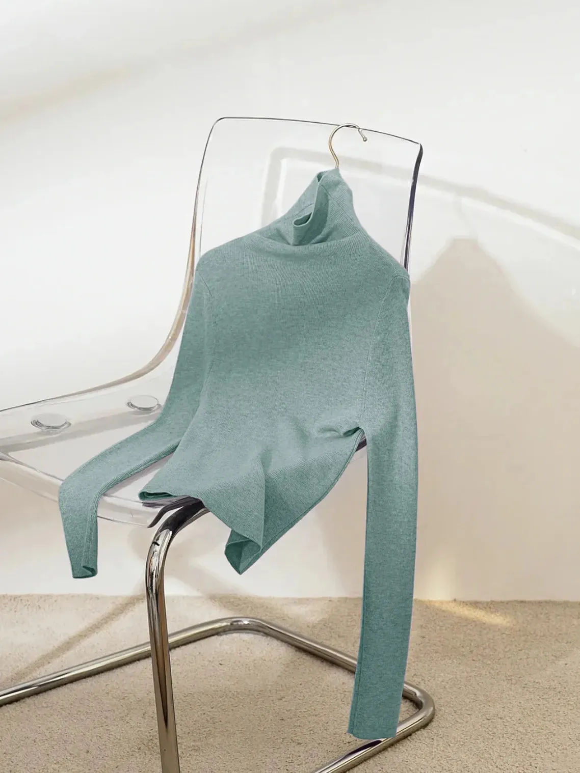 Seamless Lightweight Washable Wool Knit Base Layer Top