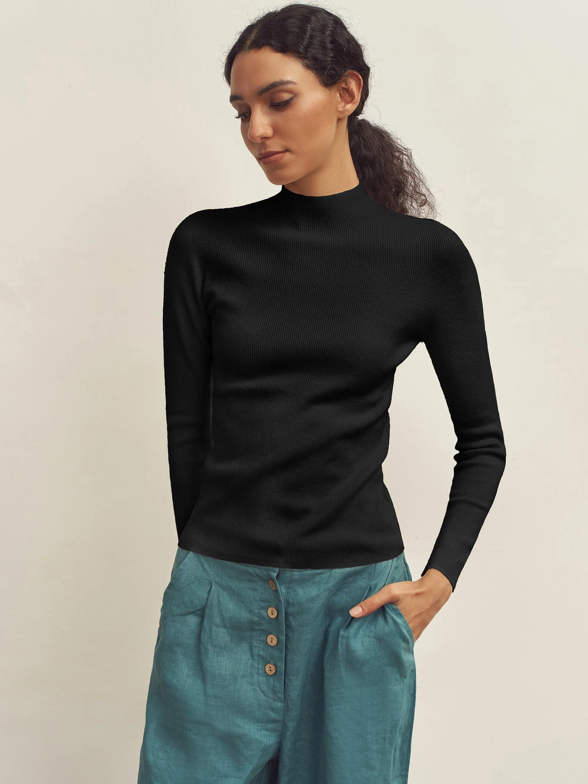 Seamless Lightweight Washable Wool Knit Base Layer Top