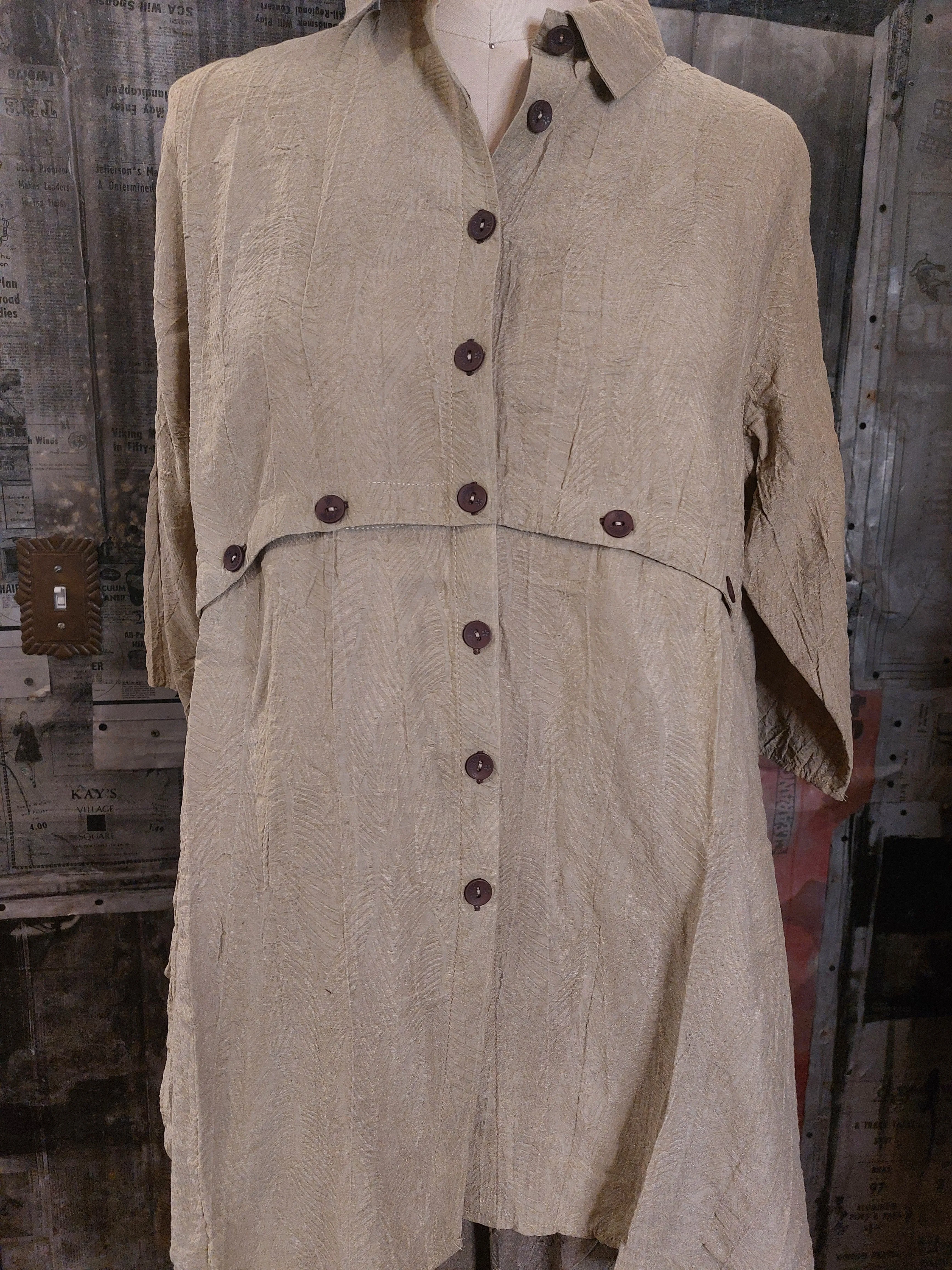 Shark Bite Button Down Tunic-Ivory