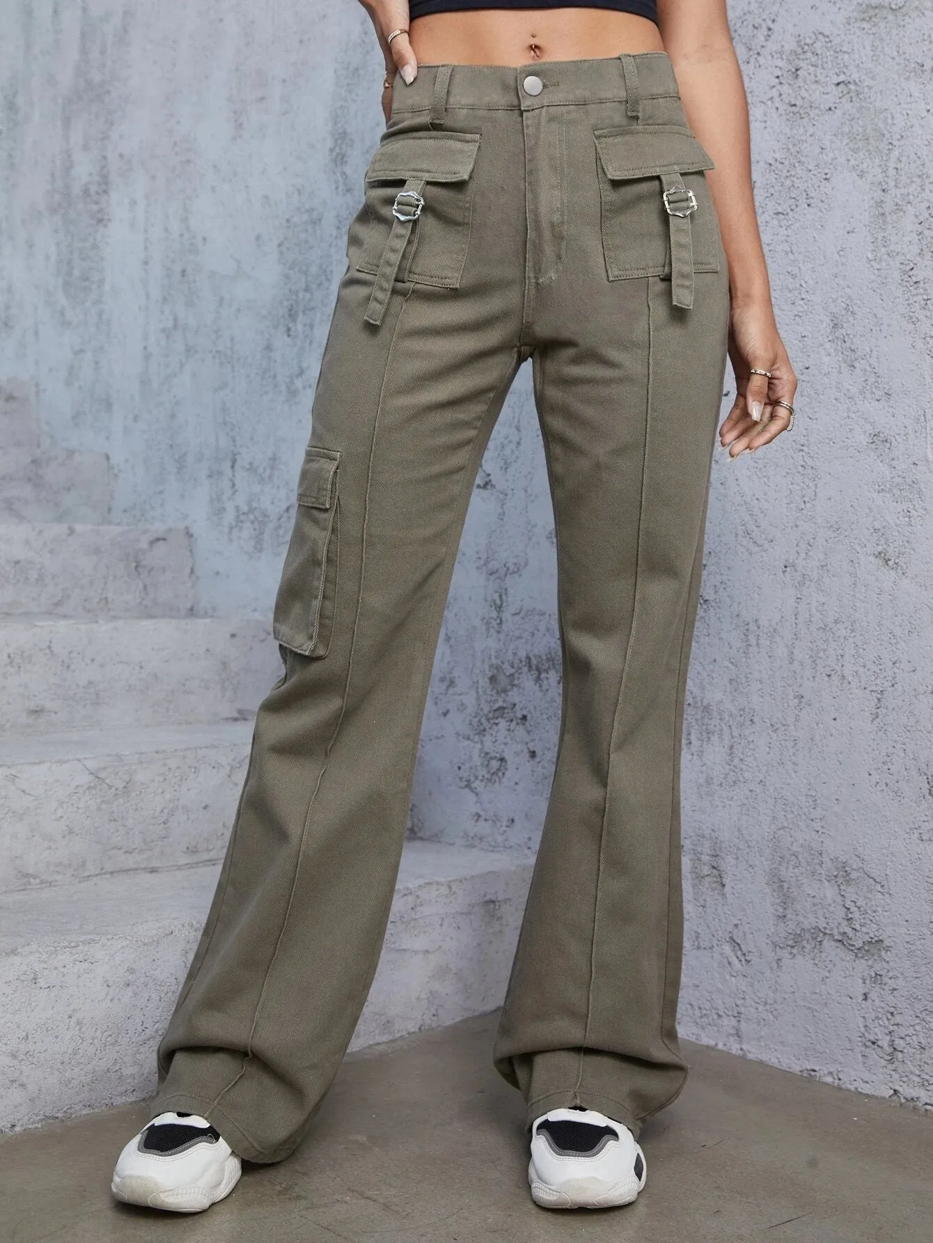 Zipper Flap Pocket Flare Cargo Jean
